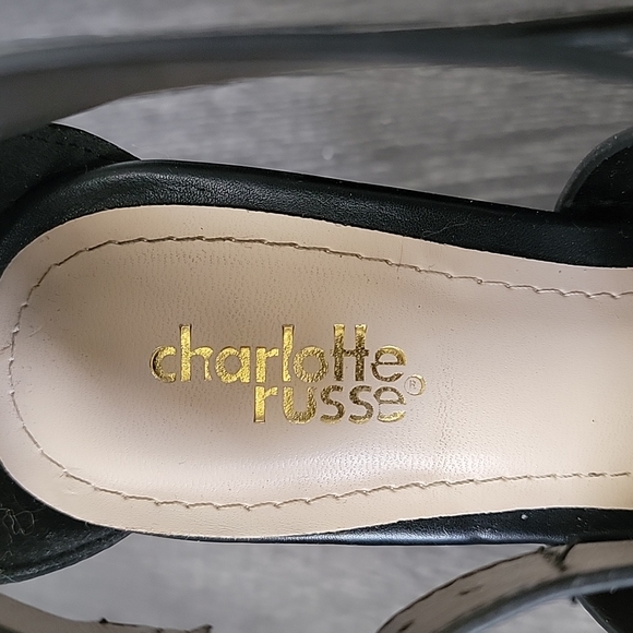 Heels - Picture 8 of 8